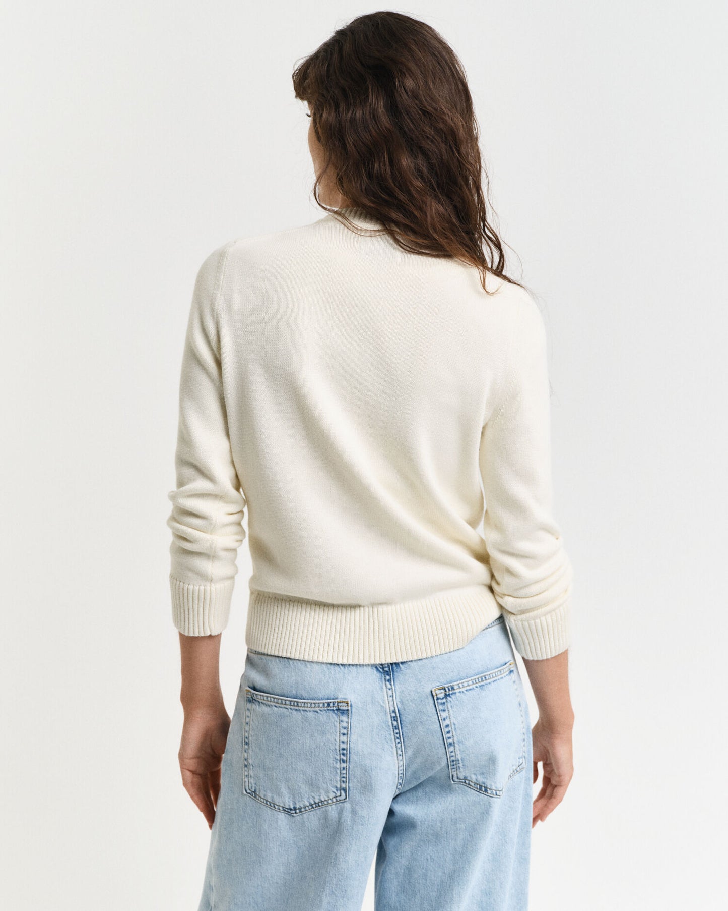 Klassischer Baumwollpullover mit Rundhalsausschnitt