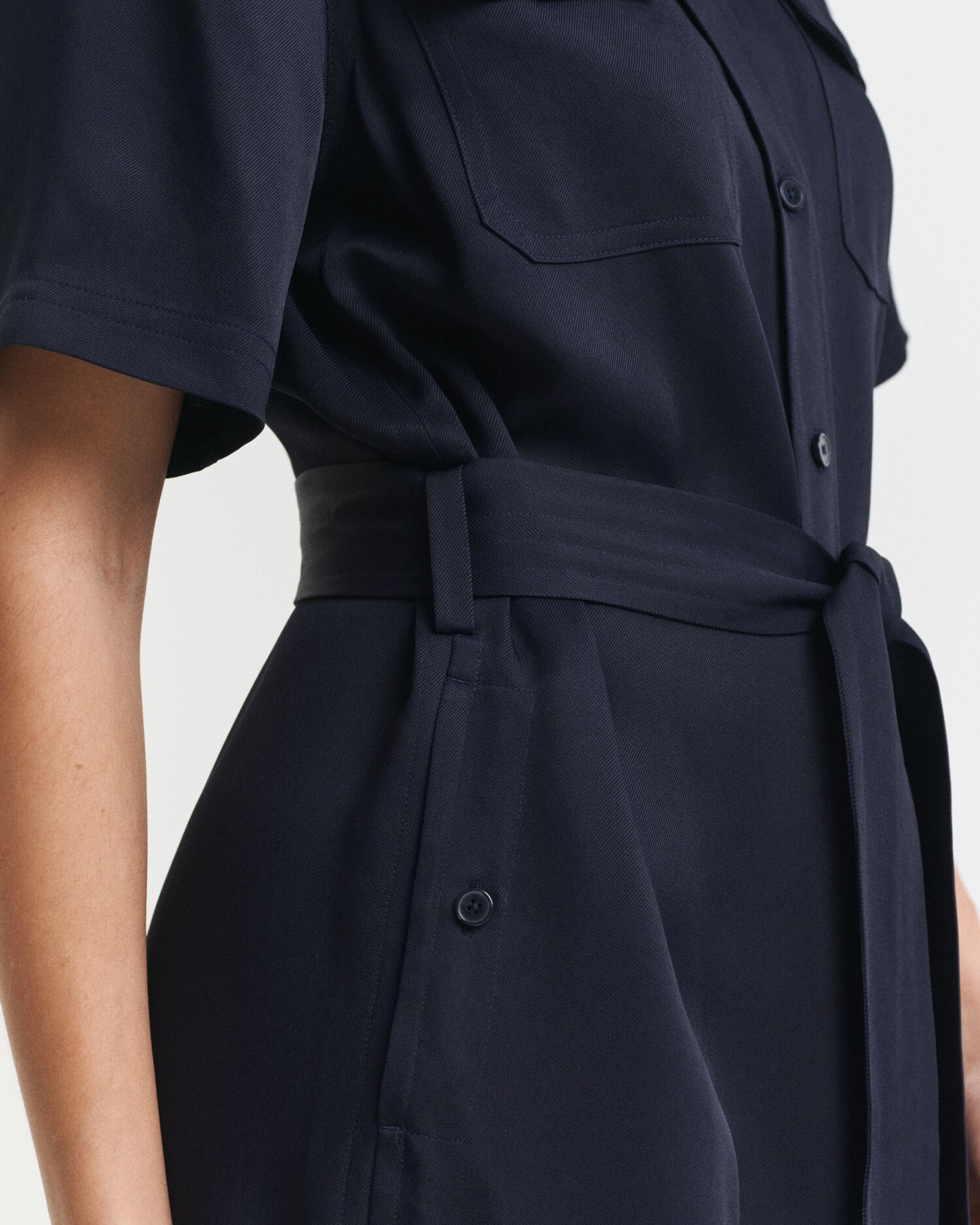 Hemdblusenkleid im Utility-Stil
