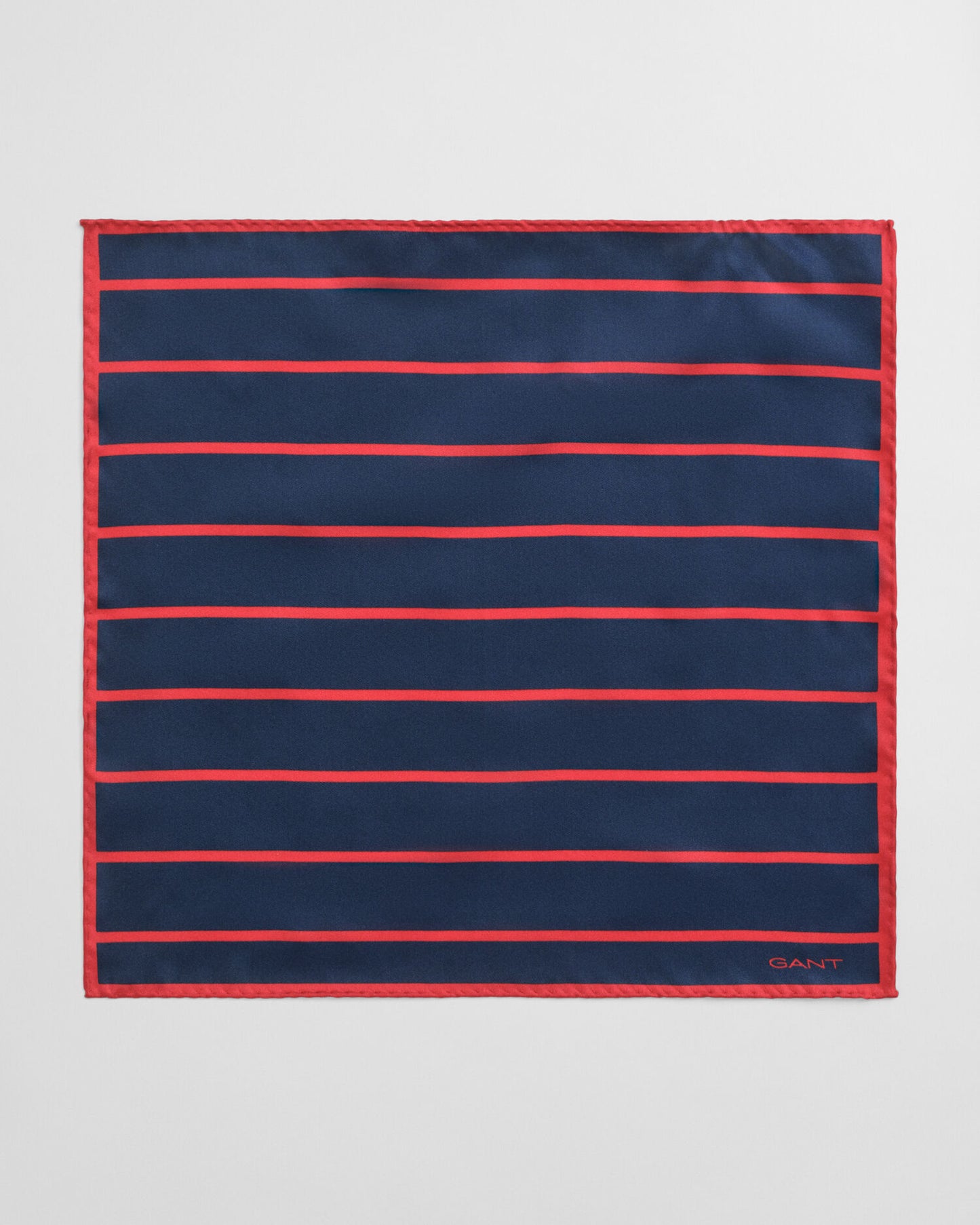 Pochette de costume rayée