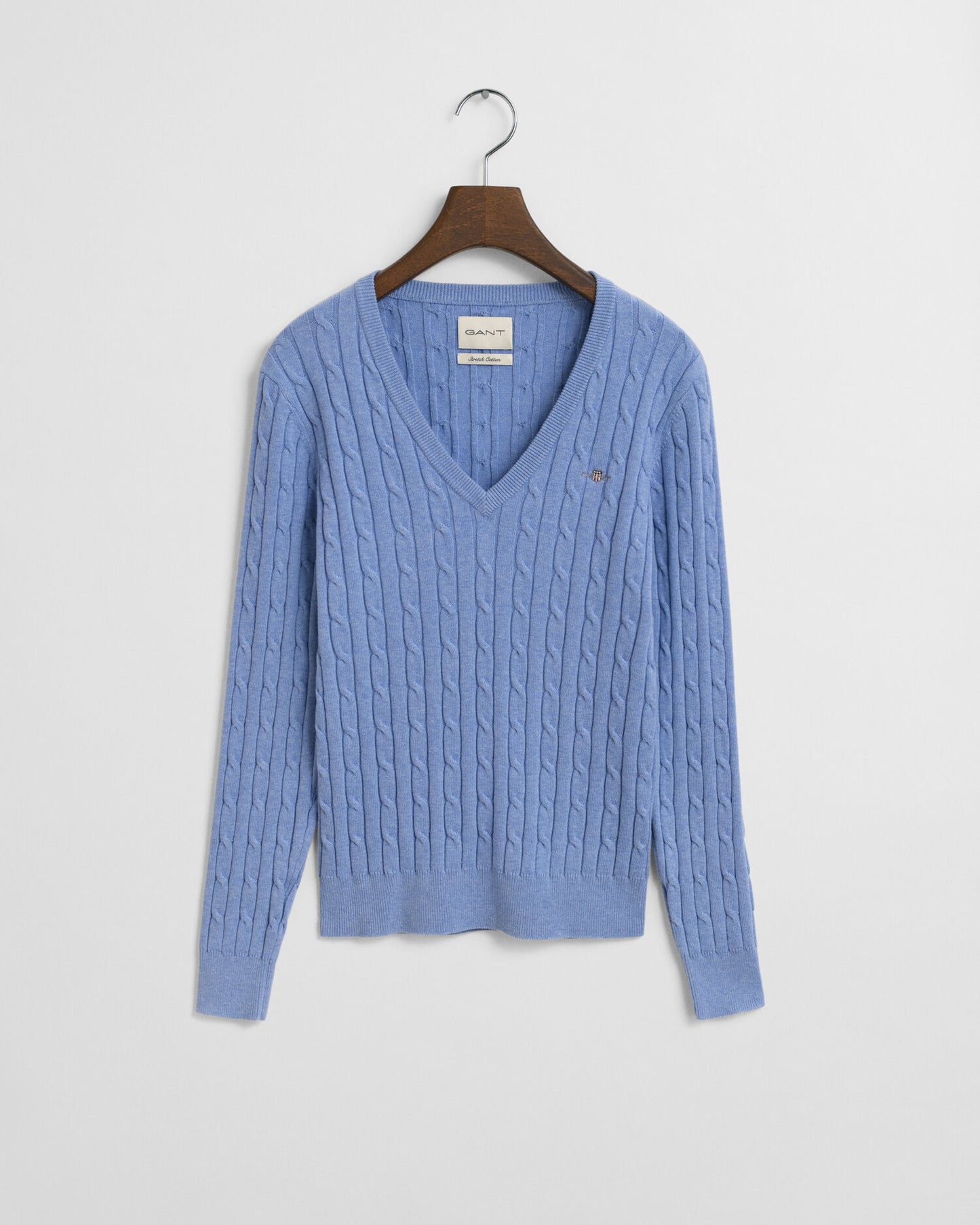 Pullover mit V-Ausschnitt aus Baumwoll-Stretch-Zopfstrick