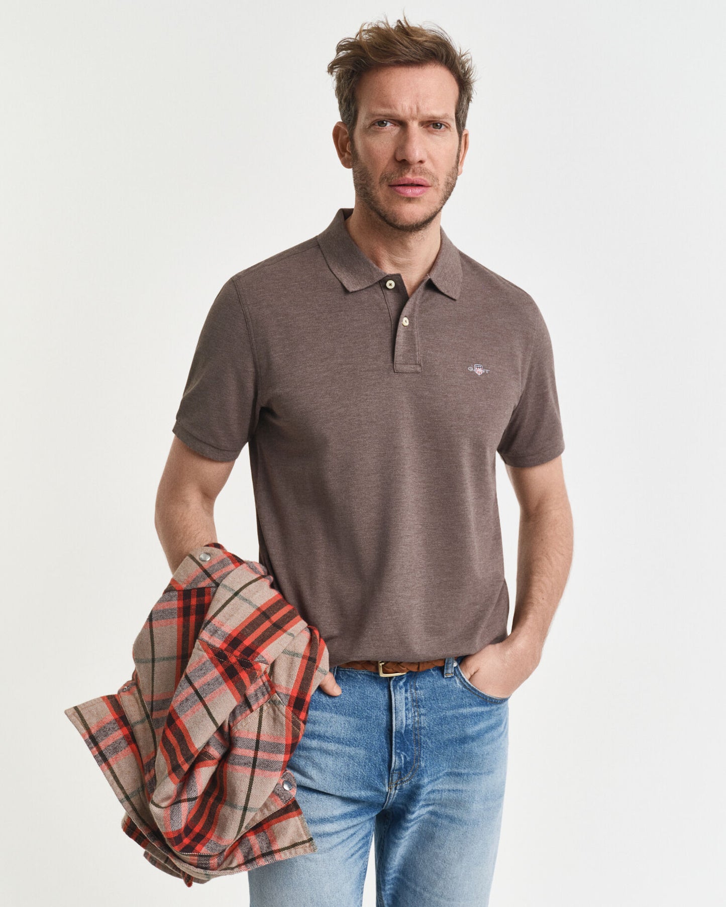 Regular Fit Piqué Poloshirt mit Schildlogo