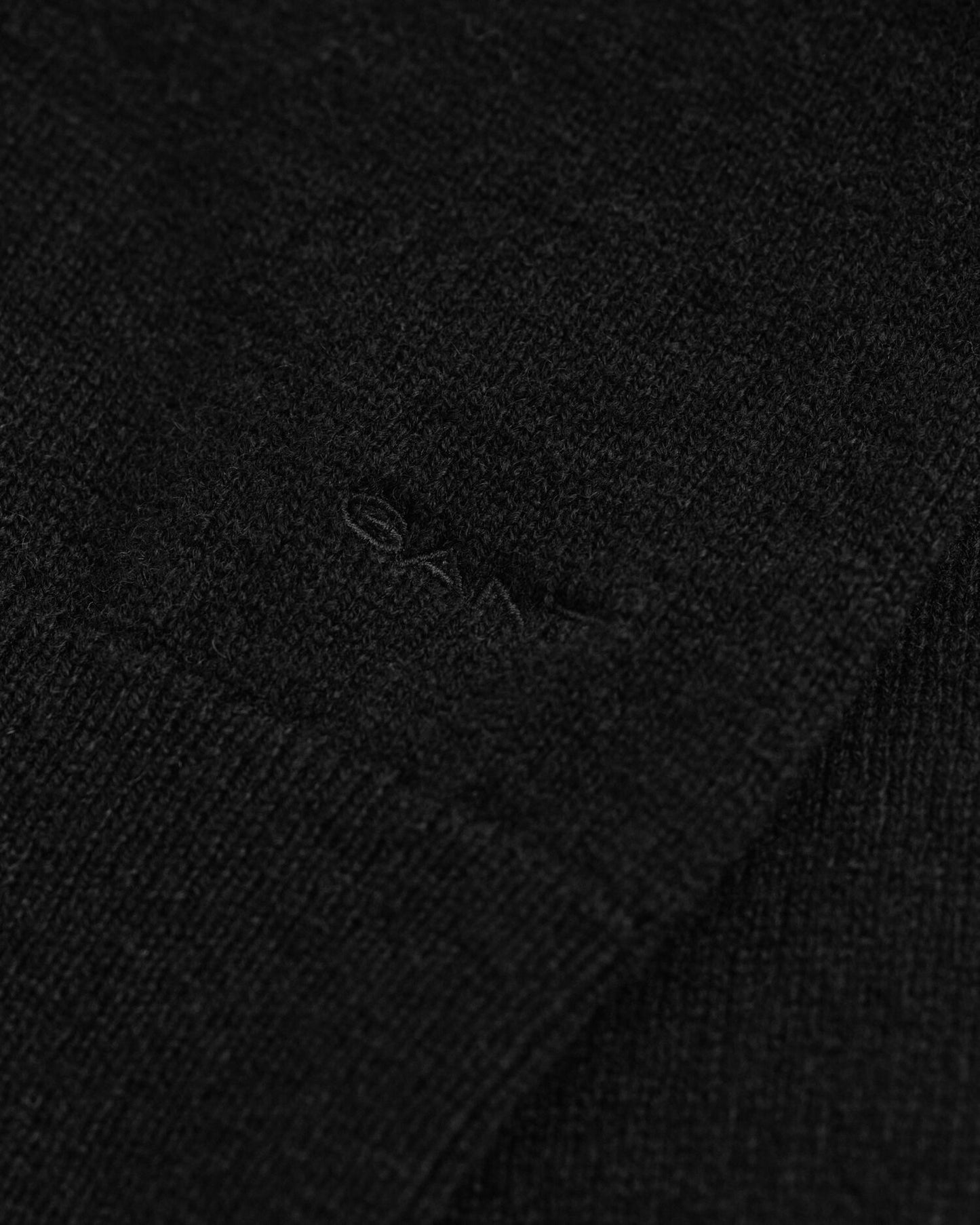 Feinster Lammwoll-Cardigan