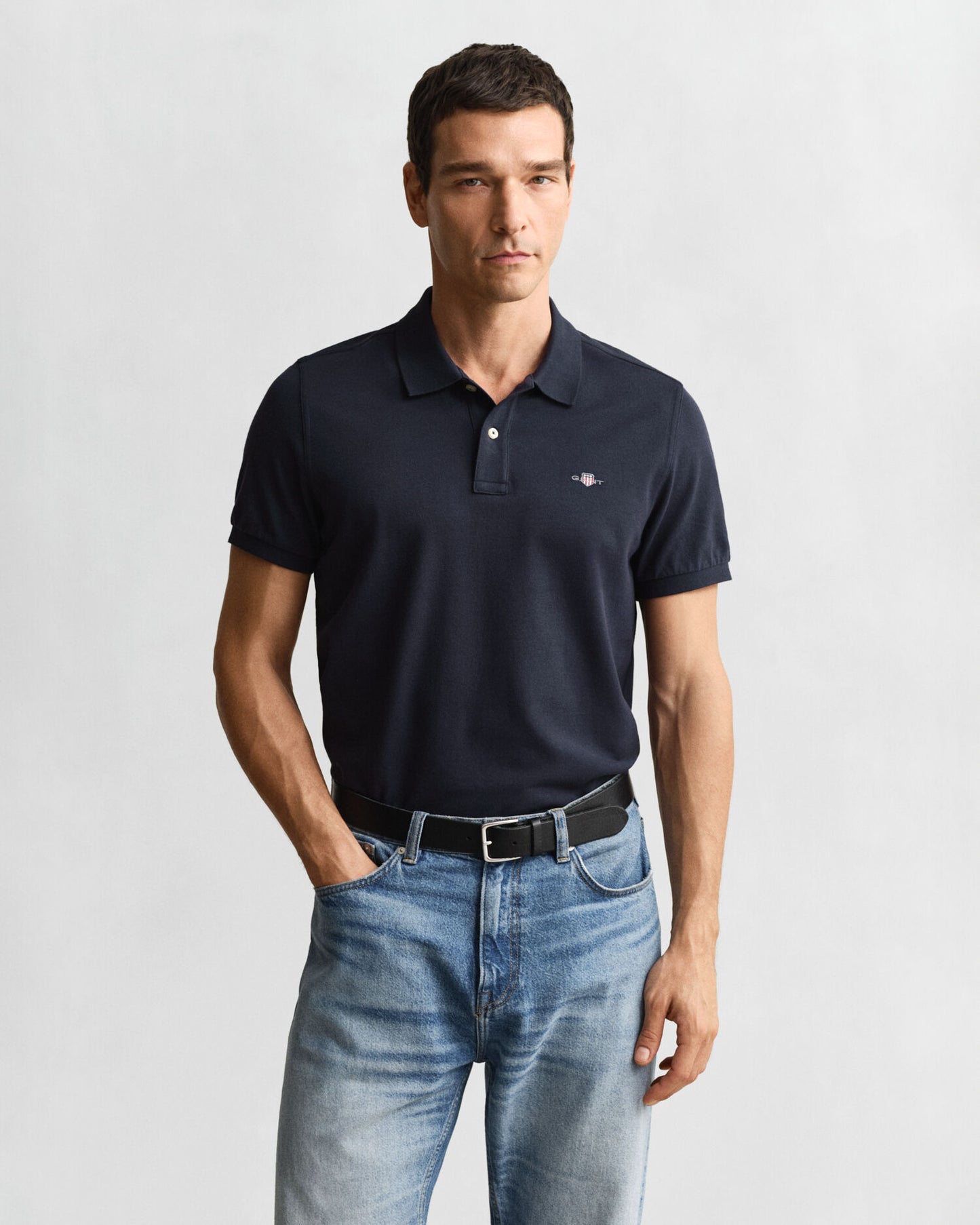 Regular Fit Piqué Poloshirt mit Schildlogo